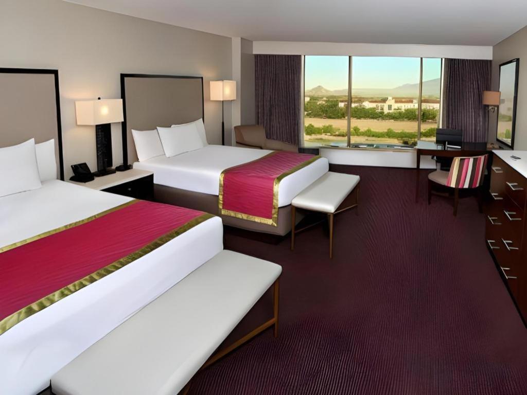 Suncoast Hotel And Casino Las Vegas Exterior photo