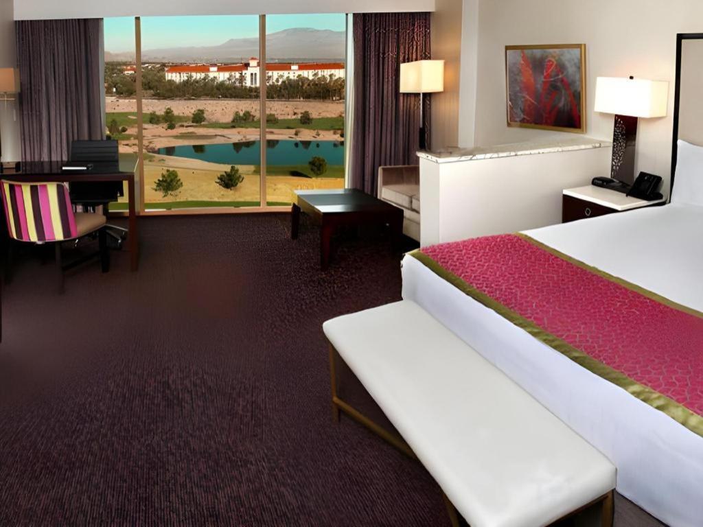Suncoast Hotel And Casino Las Vegas Exterior photo