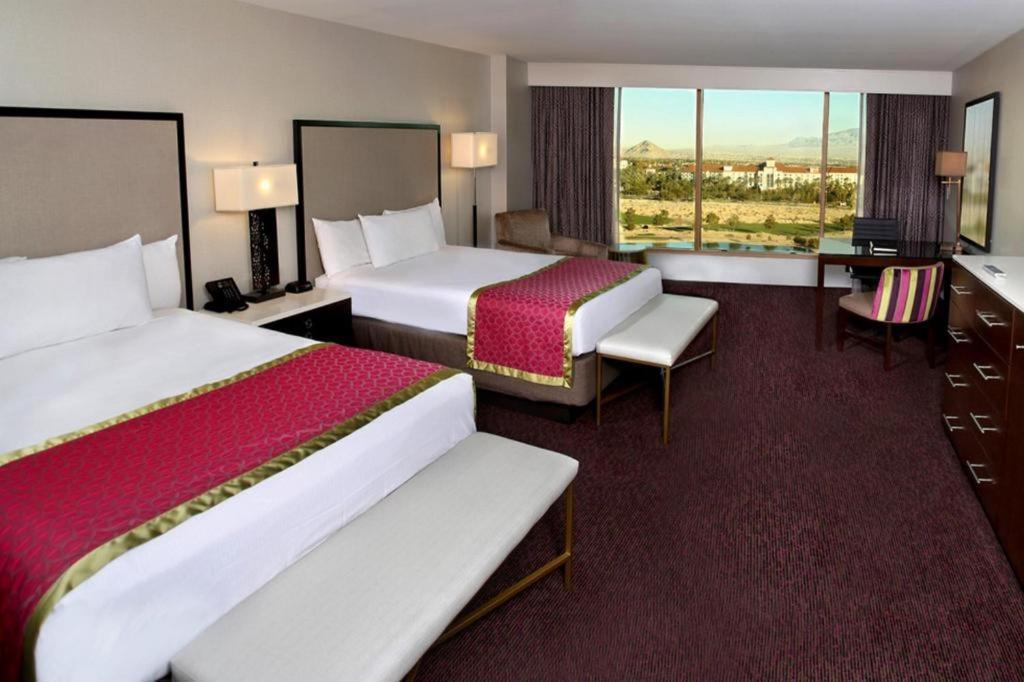 Suncoast Hotel And Casino Las Vegas Exterior photo